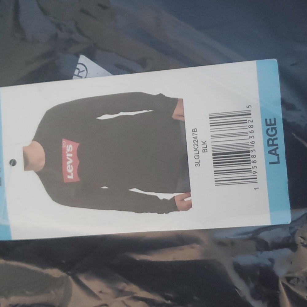 Levi's Long Sleeve tee - Picture 3 of 4